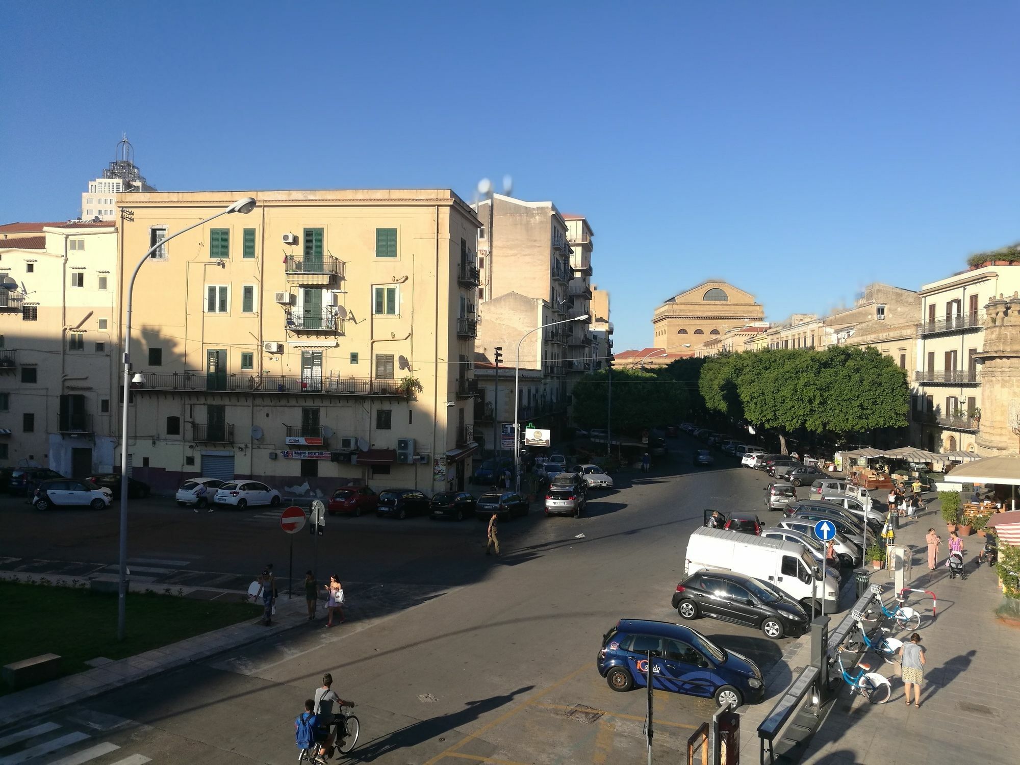 Volturno 106 Bed and Breakfast Palermo Buitenkant foto