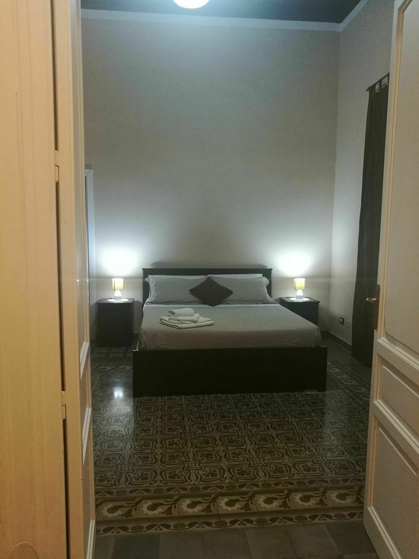 Volturno 106 Bed and Breakfast Palermo Buitenkant foto
